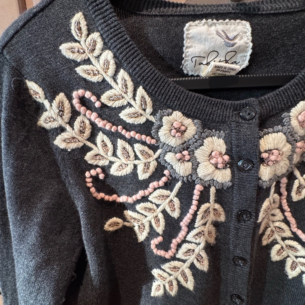Tabitha Gray Cardigan with Floral Embroidery Size Medium - Picture 4 of 9